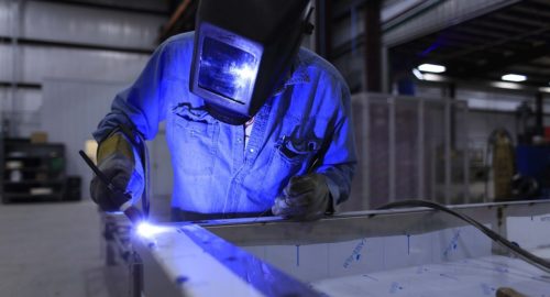 welder-gb18d05173_1280 welder-gb18d05173_1280